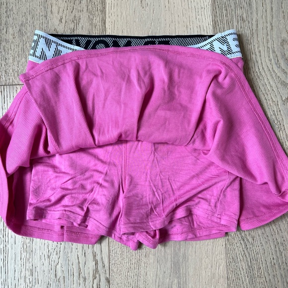 Free People Movement Duo Skort / Pink / Size Medium - Picture 8 of 9